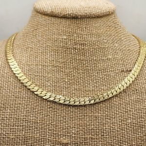 30 Inch Gold Curb Chain Necklace NWOT